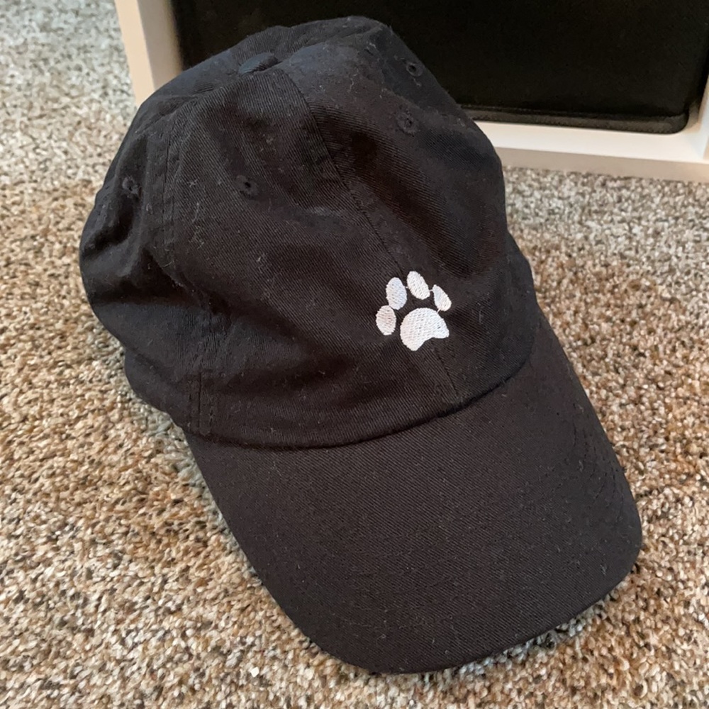 Pawz black cotton hat
